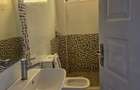5 Bed Townhouse with En Suite at Eastern Bypass - 6