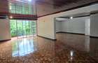 4 Bed House with En Suite at Lavington - 8