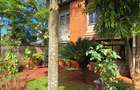 5 Bed Townhouse with En Suite in Westlands Area - 1