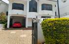 5 Bed House with En Suite at Riverside - 20