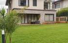 4 Bed Townhouse with En Suite in Westlands Area - 1