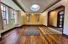 5 Bed House with En Suite in Runda - 14