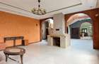 6 Bed House with En Suite at Ridgeways - 5