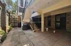 5 Bed Townhouse with En Suite in Lavington - 9