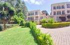 5 Bed Townhouse with En Suite at Lavington Green - 1