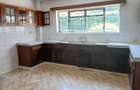 5 Bed House with En Suite at Redhill Road - 5
