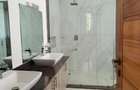 6 Bed Townhouse with En Suite at Lavington - 16