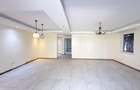 3 Bed Apartment with En Suite at Lavington - 16