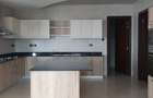 4 Bed Apartment with En Suite in Westlands Area - 9