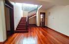 4 Bed House with En Suite in Runda - 15