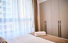 Serviced 3 Bed Apartment with En Suite at Riverside - 14