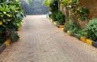4 Bed Townhouse with En Suite in Lavington - 9