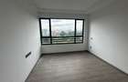 2 Bed Apartment with En Suite at Riverside - 7