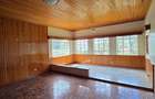 6 Bed House with En Suite in Nyari - 12