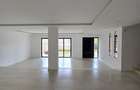 5 Bed Townhouse with En Suite in Kyuna - 18