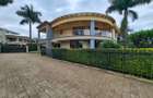 5 Bed Townhouse with En Suite in Lavington - 3
