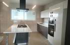 3 Bed Apartment with En Suite in Riverside - 9