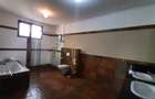4 Bed Apartment with En Suite in Riverside - 20