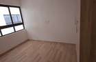 4 Bed Apartment with En Suite at Parklands Avenue - 14