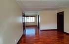 3 Bed Apartment with En Suite at Hatheru Road - 9