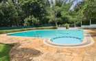 5 Bed Townhouse with En Suite at Lavington - 4