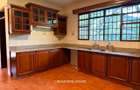 6 Bed House with Garden in Nyari - 11