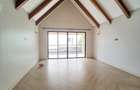 6 Bed Townhouse with En Suite at Lavington - 15