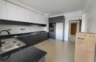 Serviced 5 Bed Apartment with En Suite at 3Rd Avenue - 3