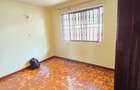 4 Bed Townhouse with En Suite at James Gichuru - 14