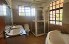5 Bed Townhouse with En Suite in Kileleshwa - 15