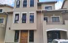 5 Bed Townhouse with En Suite in Lavington - 4