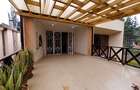 5 Bed Townhouse with En Suite at Lavington - 4