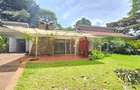 4 Bed House with En Suite in Rosslyn - 1