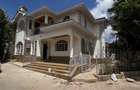 4 Bed Townhouse with En Suite in Lavington - 1