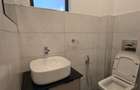 3 Bed Apartment with En Suite in Parklands - 11