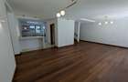 4 Bed Apartment with En Suite in Rosslyn - 6