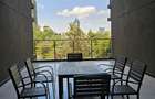 3 Bed Apartment with En Suite in Riverside - 10