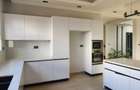 5 Bed Villa with En Suite at Lavington - 13