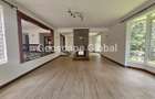5 Bed House with En Suite in Rosslyn - 4
