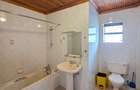4 Bed Townhouse with En Suite at Valley Arcade. - 19