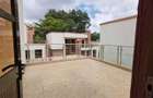 5 Bed Townhouse with En Suite in Lavington - 1
