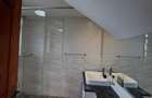 4 Bed Apartment with En Suite at Riverside Drive - 3