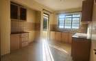 3 Bed Apartment with En Suite in Kilimani - 5