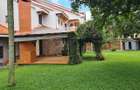 5 Bed House with En Suite in Runda - 17