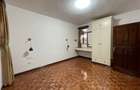 5 Bed House with En Suite in Runda - 7