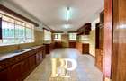 5 Bed House with En Suite in Nyari - 19