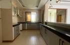Serviced 3 Bed Apartment with En Suite in Nyali Area - 5