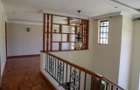 5 Bed Townhouse with En Suite at Off Glory Rd - 11