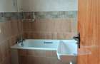 5 Bed Townhouse with En Suite at Lavington - 7