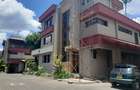 5 Bed Townhouse with En Suite at Lavington - 1